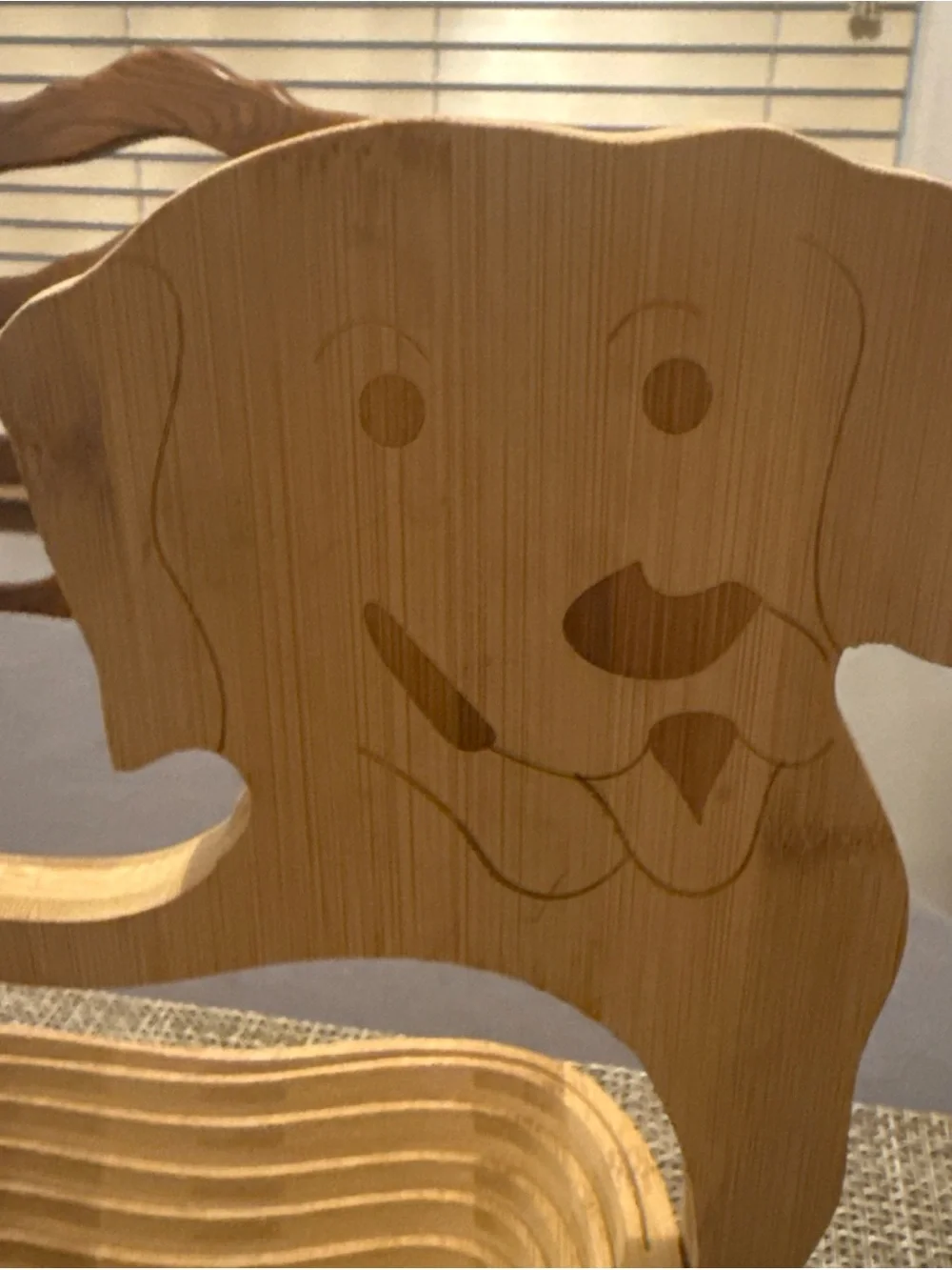 Mallorca Wooden Dog-Shaped Trivet / Serving Board - Natural Bamboo